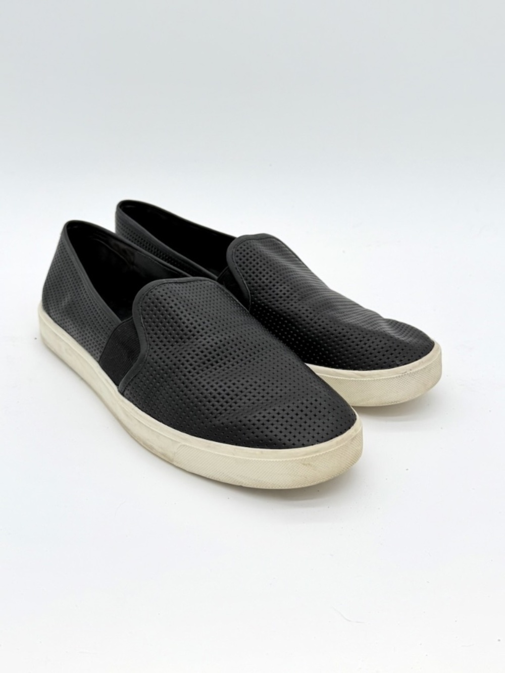 Vince Blair Perforated Leather Slip On Sneakers Womens Size 10 M Black Flat